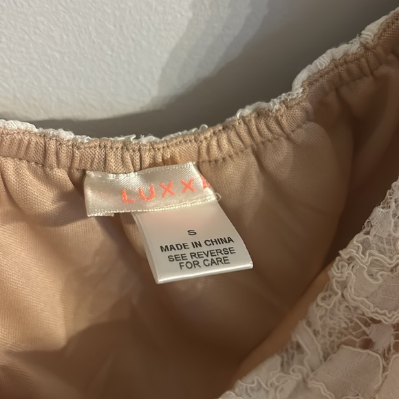 ⭐️2/$10 - crop top - Picture 4 of 4